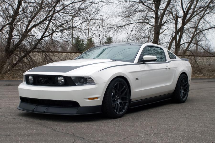  Ford Mustang RTR Package 2010 года  (фото 48 из 65)